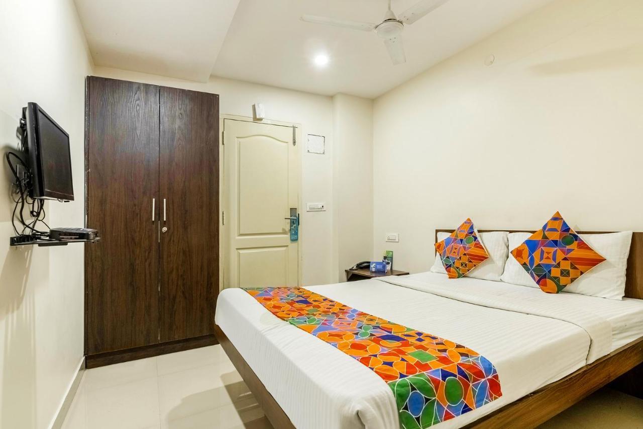 Fabhotel Astra Suites - Hsr Main Road Бангалор Екстериор снимка