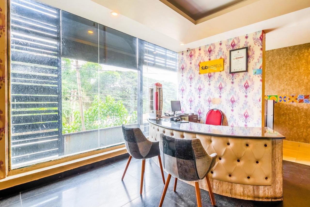 Fabhotel Astra Suites - Hsr Main Road Бангалор Екстериор снимка